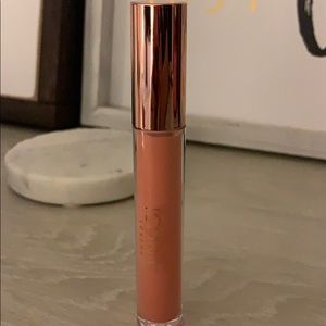 NEW Iconic London Lip Plumping Gloss